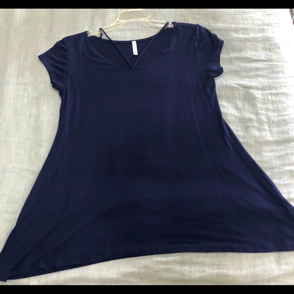 Shirt sleeve navy top with neck detail - Picture 1 of 2